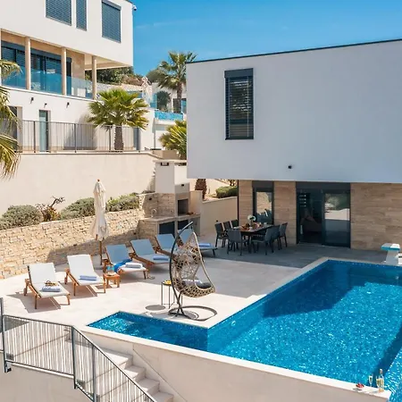 Luxury Black Pearl With Pool *