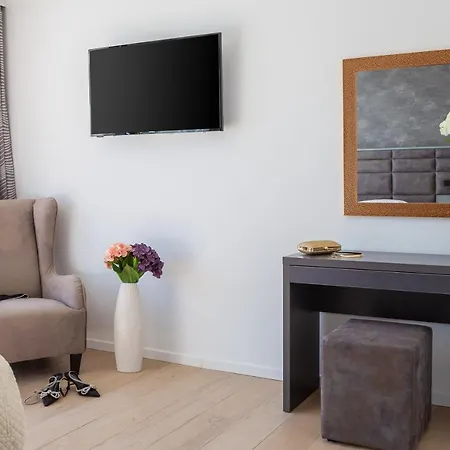 Luxury Black Pearl With Pool *