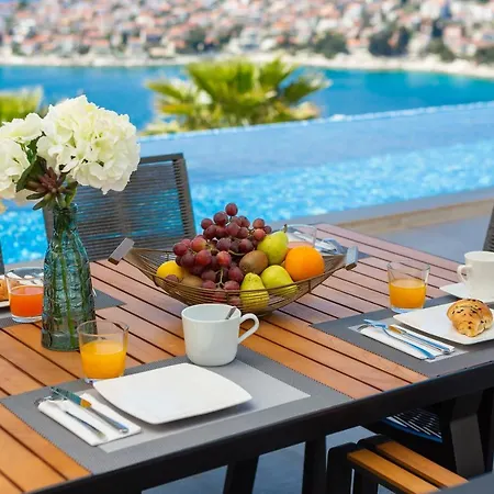 Luxury Black Pearl With Pool * Trogir