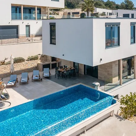 Βίλα Luxury Black Pearl With Pool *