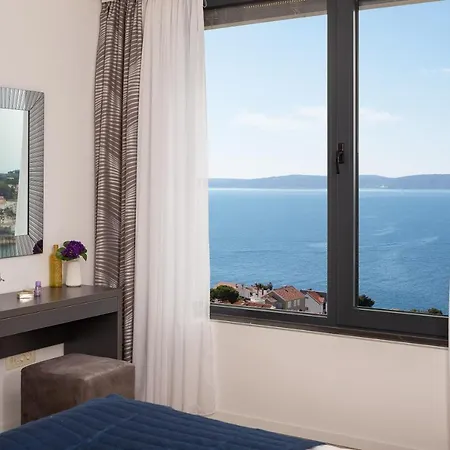 Villa Luxury Black Pearl With Pool Trogir